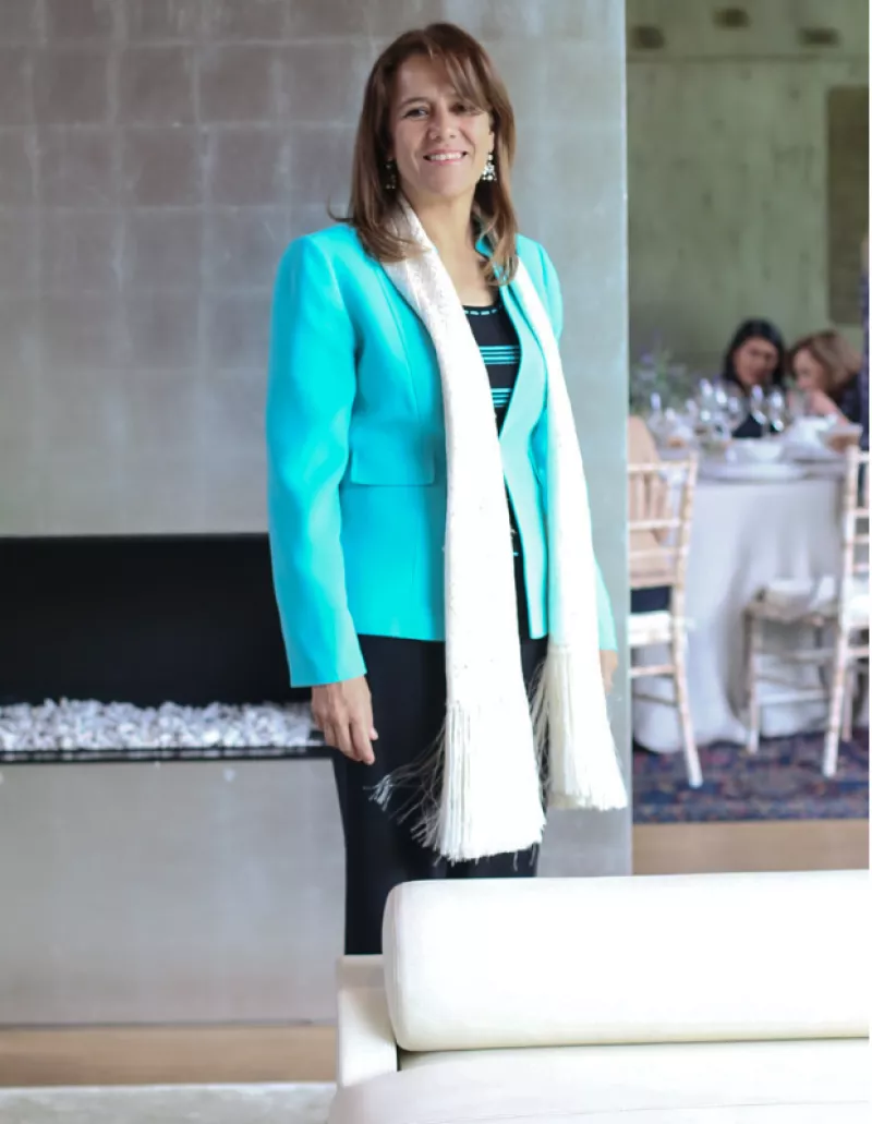 La ex primera dama de México dio un emotivo discurso durante la fiesta de graduación del Instituto Asunción, en el que estudió su hija María Calderón.