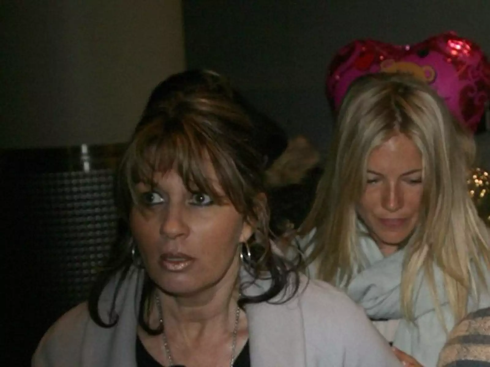 Sienna Miller llegó al Aeropuerto JFK en Nueva York.