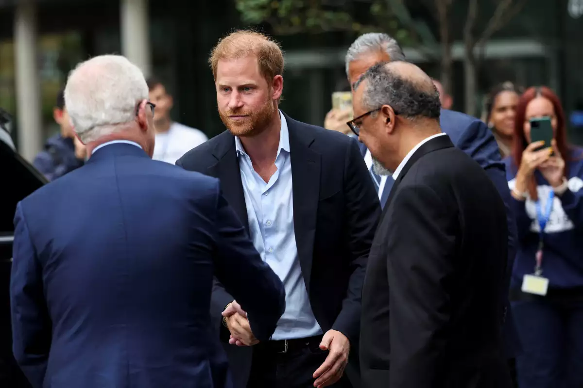 principe-harry-visita-ucrania