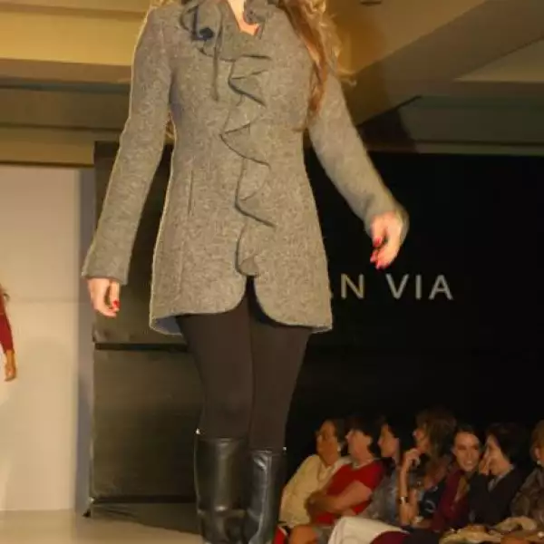 Desfile Elda Watanabe