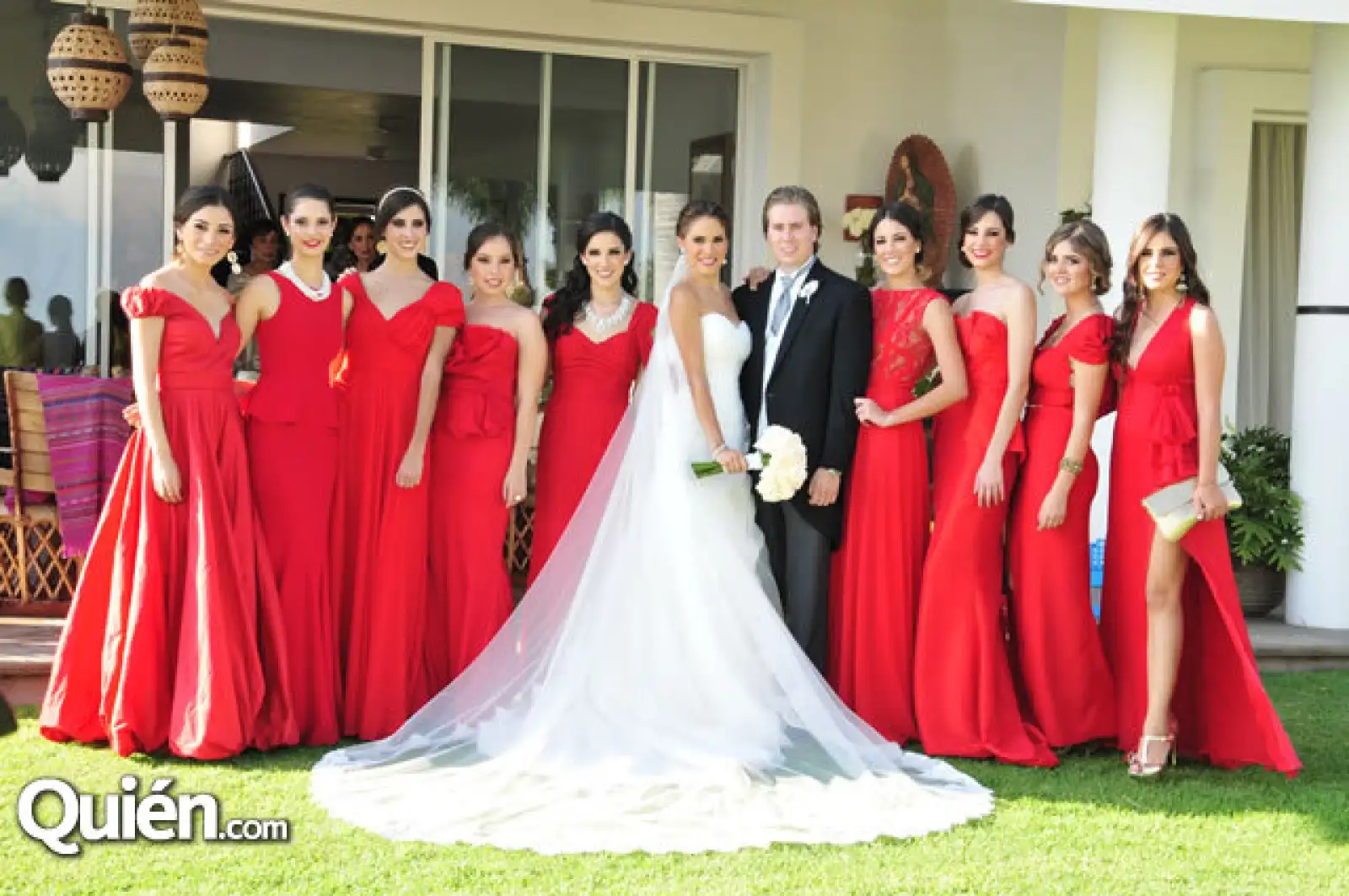 Natalia Zannie, Adriana Briseño, Juliana Martínez, Sofía Olson, Fer Robles, Karina Plasencia, Joaquín Fernández de Castro, Sofía Morales, María Laura Ortiz, Marian Coufal y Ana Sofía Ortiz