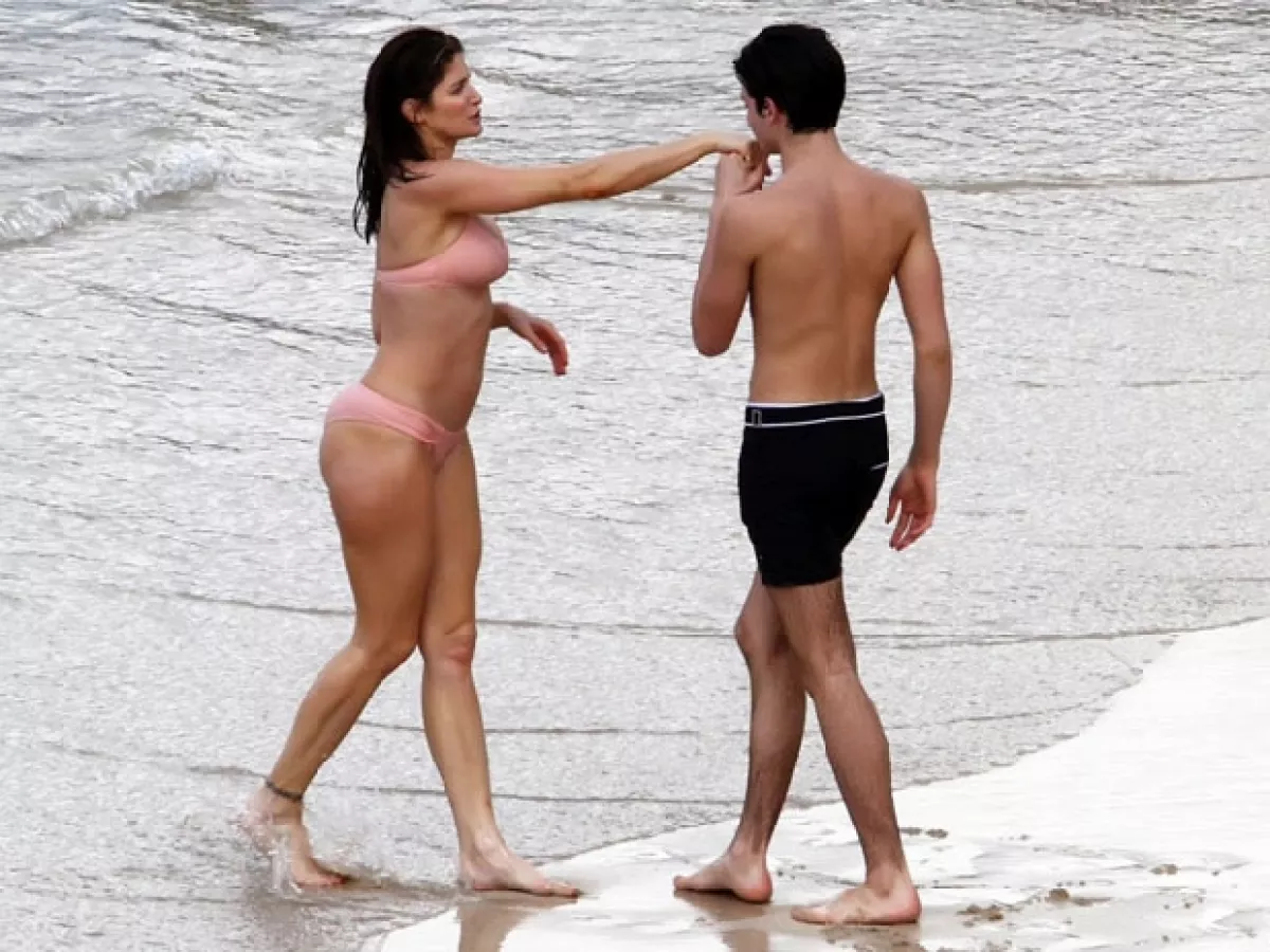 A sus 41 años Stephanie sigue estando muy guapa.