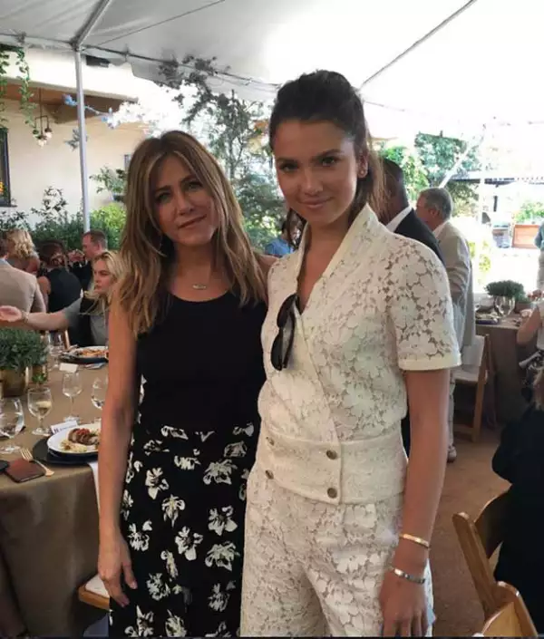 Jennifer Aniston y Maya Henry durante el brunch que organizaron los Timberlake.