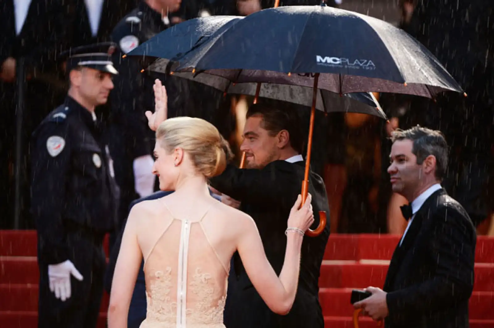 Elizabeth Debicki, Leonardo DiCaprio