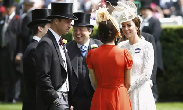 Realeza de todo el mundo visita el evento