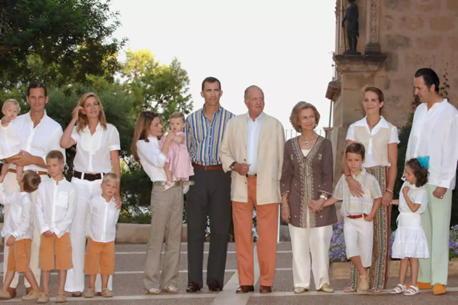 Antes de los problemas con Iñaki Urdangarin, la familia real de España veraneaba junta.