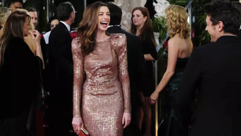 Aathaway acudió a la ceremonia de los Globos de Oro