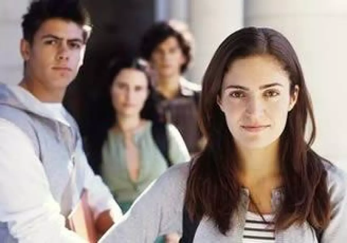 jovenes-estudiantes-empleo-JI.jpg