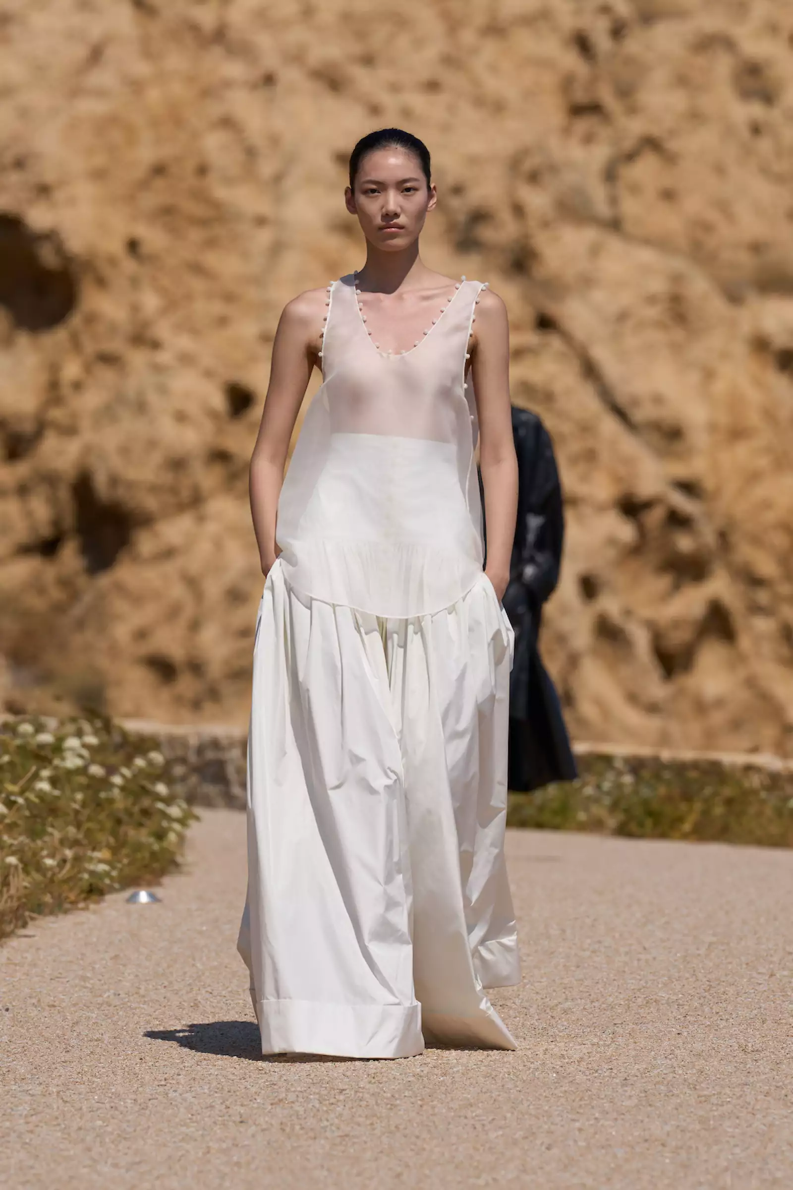 Jacquemus PO S27 024.jpg