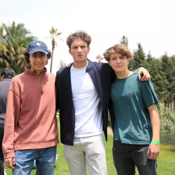 Máximo Mendoza , Christopher Atherton y Daniel Vargas 