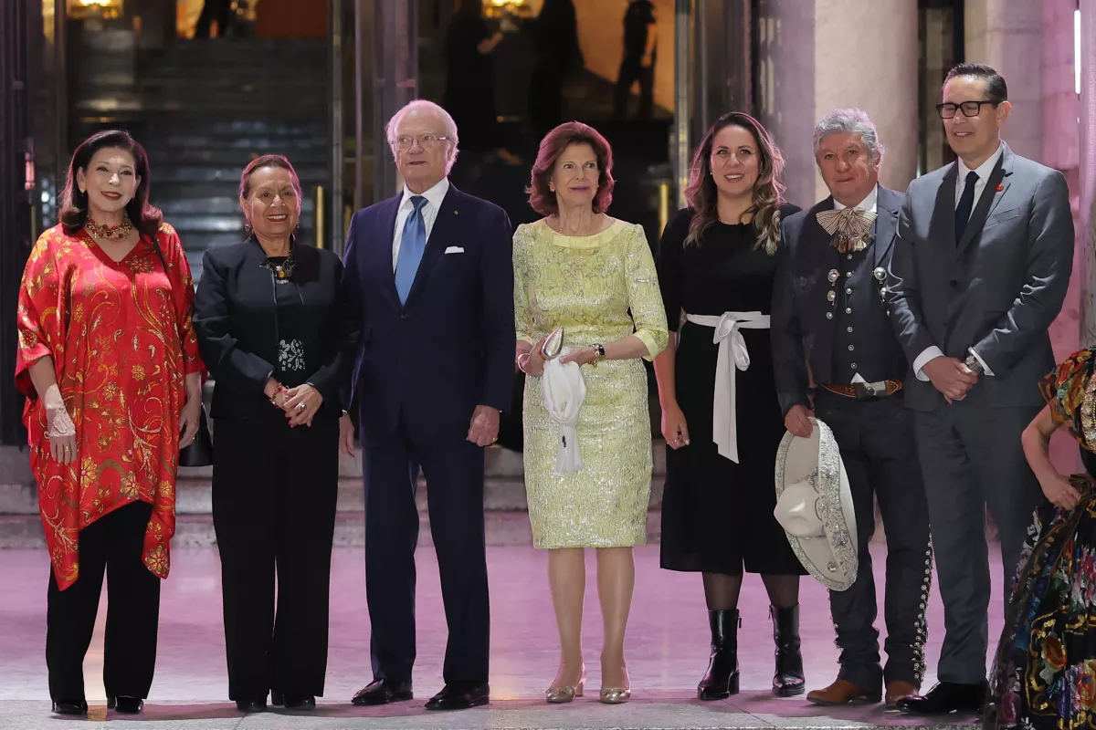 Swedish Royals Attend Gala of Mexico's Folk Ballet