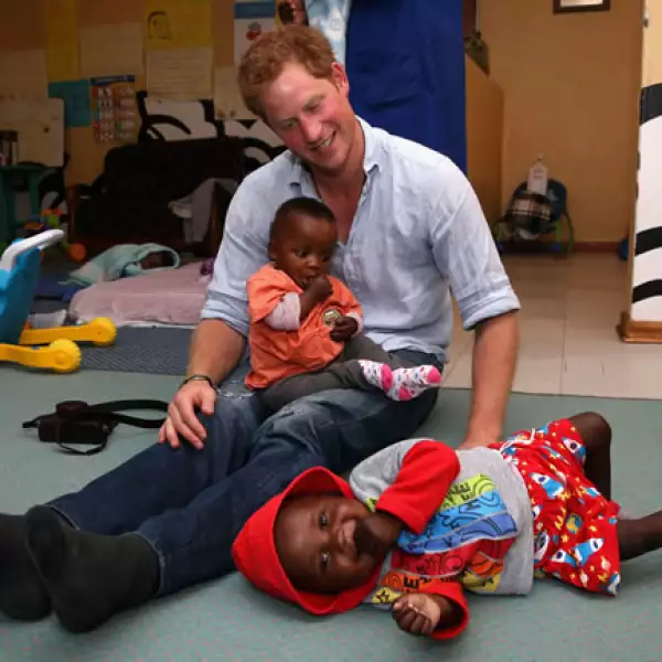 Visitó un centro de desarrollo que se había construido previamente para vigilar su funcionamiento en la comunidad de Mokhotlong, Lesotho.