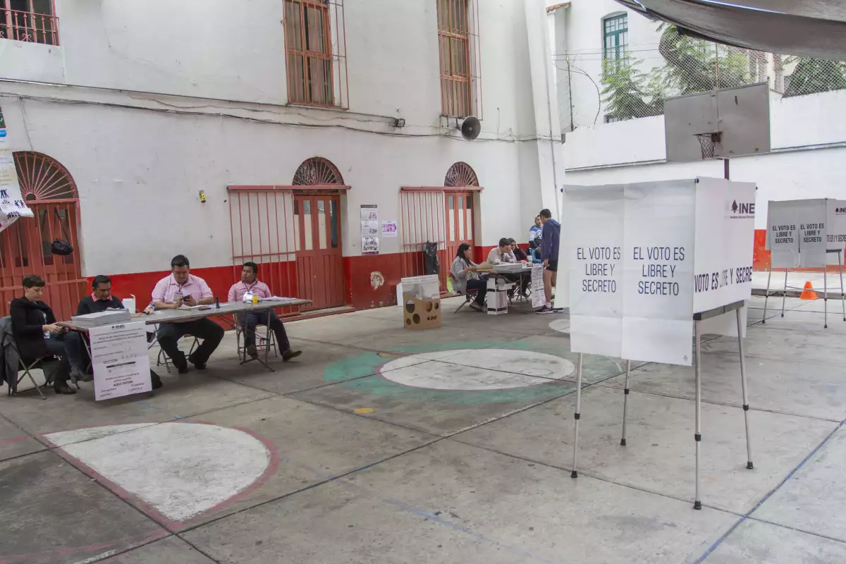 Los votantes para estas elecciones llegaron apenas a los 2 millones, de un padrón electoral de poco más de 8 ocho millones.
