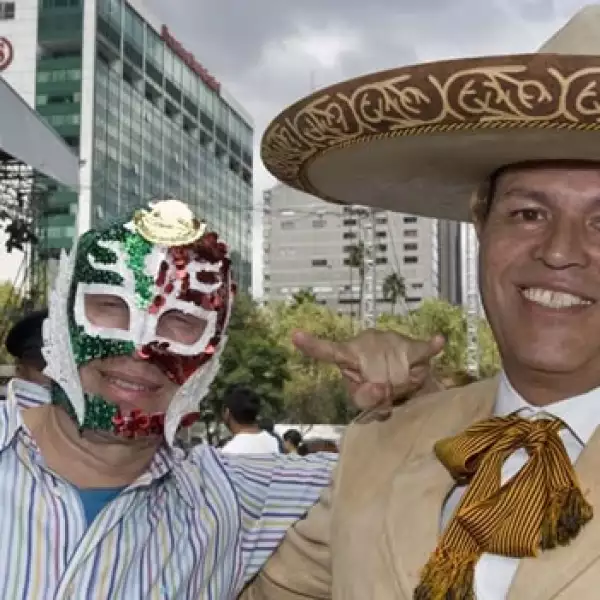 Bicentenario desf soc04