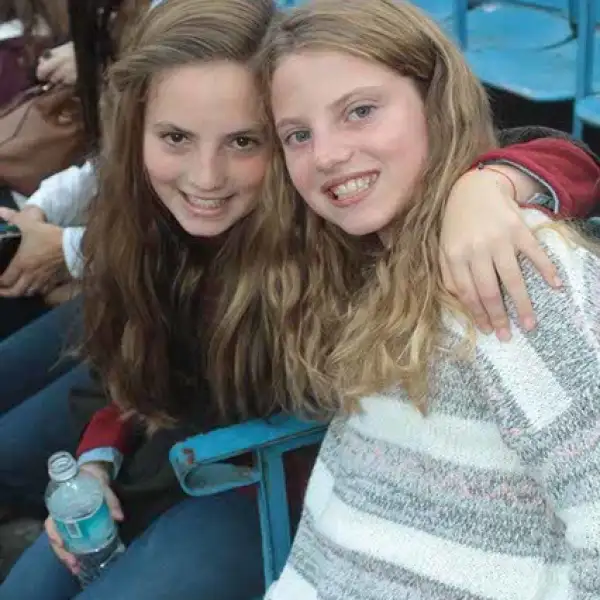 Camila Meade y Begoña Casas