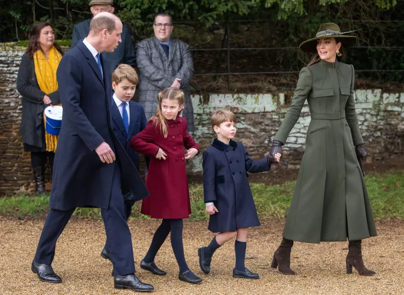 Príncipes William, George, Charlotte, Louis y Kate Middleton