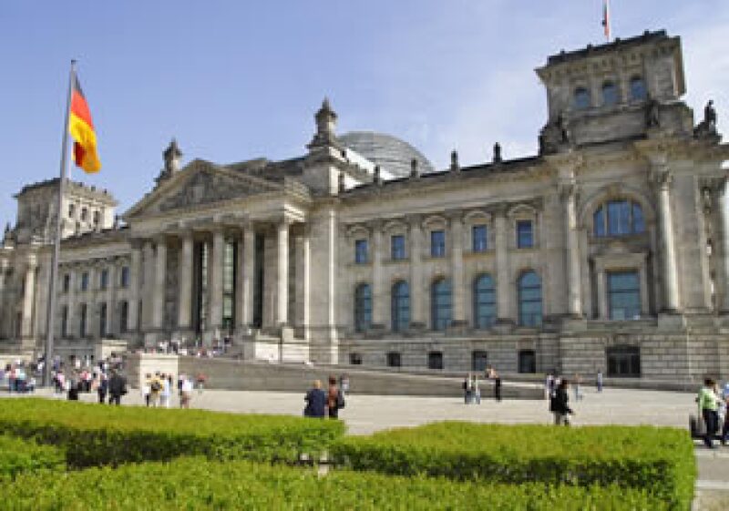 El edificio del parlamento o Reichstag de Berlín solía estar en el palacio real donde la nobleza vivía y cazaba. (Foto: Cortesía SXC)