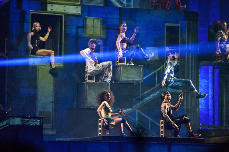 Cirque Eloize.