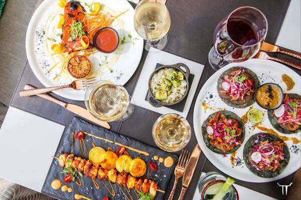 Toro Latin Kitchen & Bar (Foto: Facebook Toro Santa Fe)