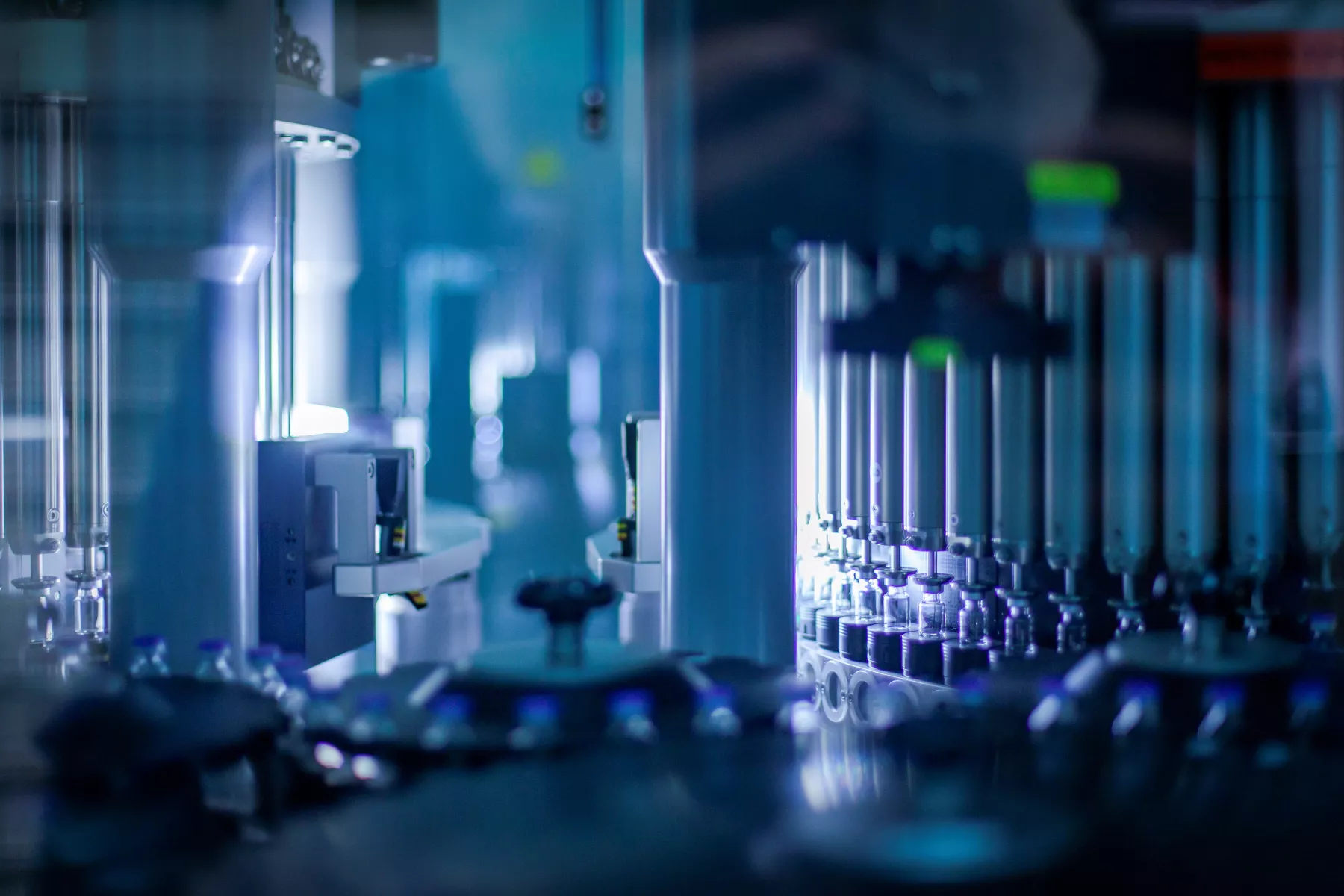 Las primeras dosis de la vacuna de Pfizer y la alemana BioNTech, saldrán de la fábrica estadounidense de Kalamazoo, en Michigan, y de la belga de Puurs.