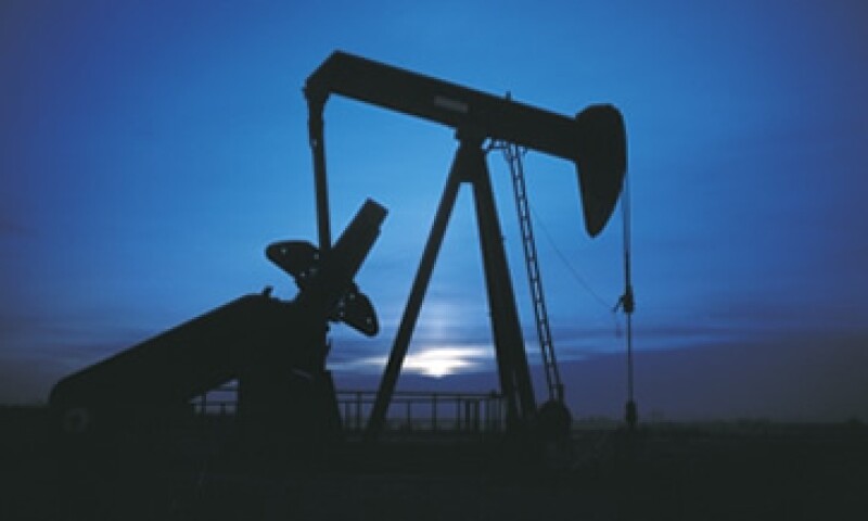 Pemex produce ahora 65,000 barriles por día en Chicontepec, y espera extraer hasta 600,000 en 2021. (Foto: Thinkstock)