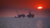 Ayer el precio internacional del petróleo rebasó los 110 dólares por barril.