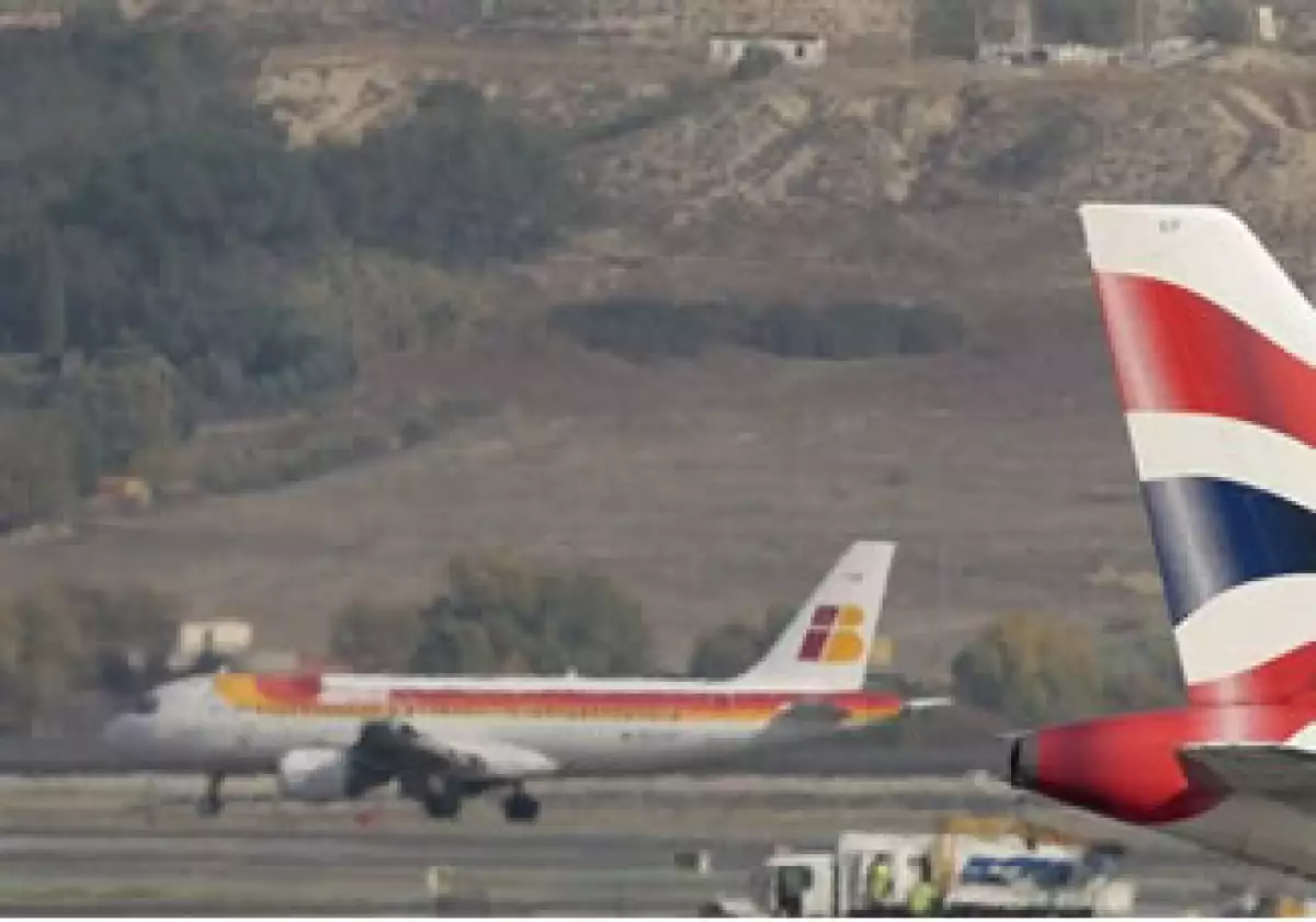 Ambas copañías cuentan con 2,700 empleados y una red que cubre más de 200 aeropuertos. (Foto: AP)
