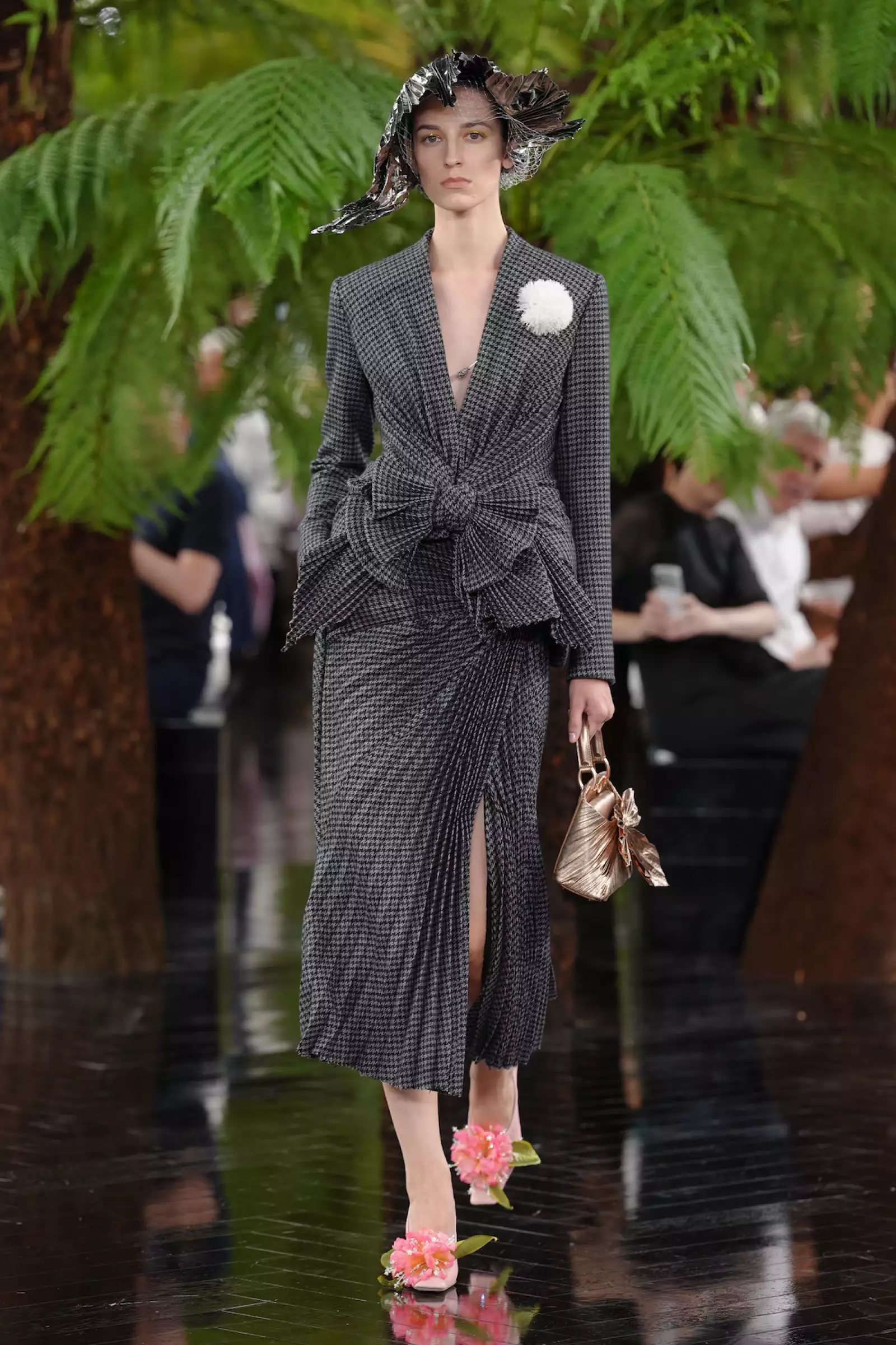 Christian Dior HC F26 007.jpg