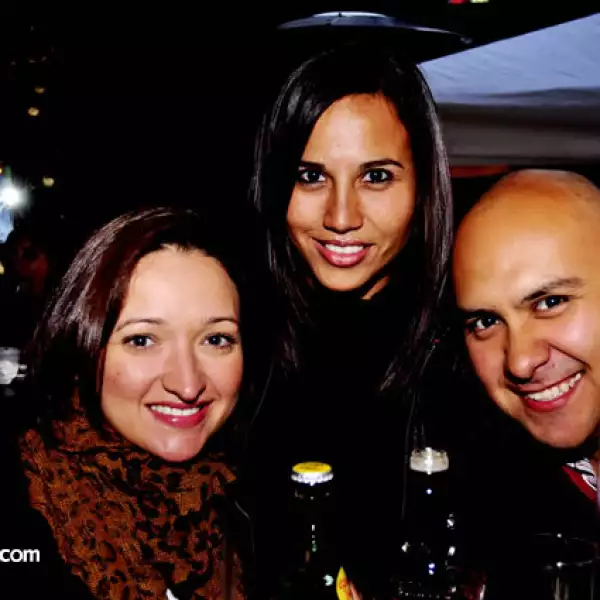 Alma Pedraza,Wendy Sotomayor y Javier Lara Confeti