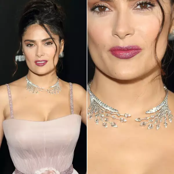 Salma Hayek atendió a la Kering Dinner con el collar `Splendeur de Russie´de la colección `Rêves d`Allierus, hecho de oro blanco con diamantes de Boucheron.