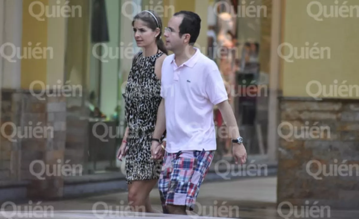 La pareja salió a comer al restaurente Harrys donde pasaron poco más de tres horas.
