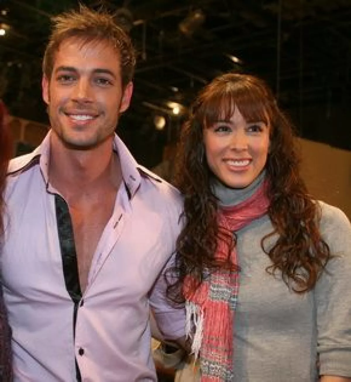 Bracamontes y Levy, protagonistas de la telenovela `Sortilegio´, piden que los dejen tranquilos ante los rumores de noviazgo que han surgido.
