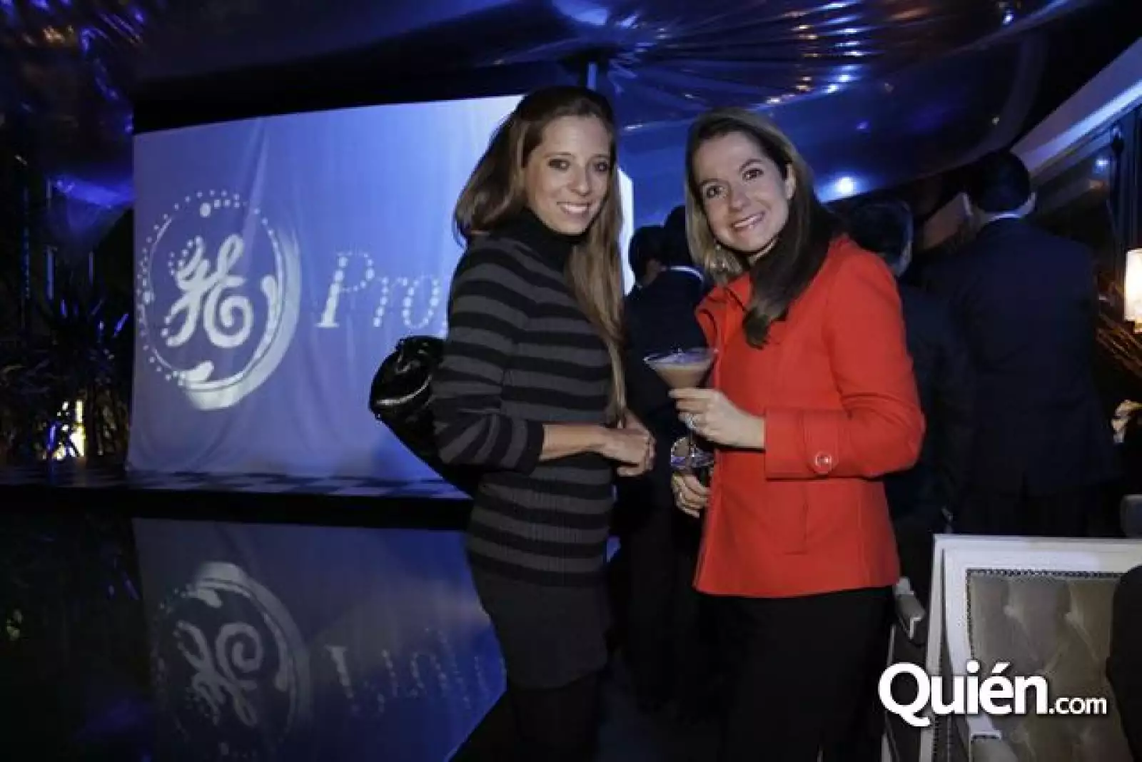 coctel GE y Swarovski