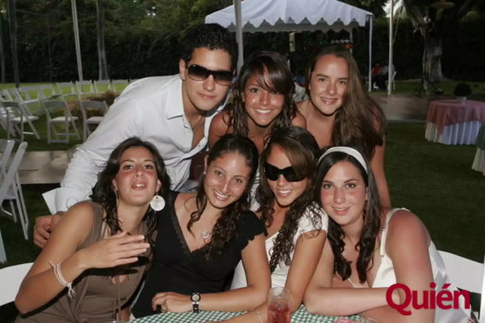 Manuel Galindo, Marcela Zapata, Patricia Díaz, María Arreguí, Fernanda Arozamena, Mónica Fernández, Denisse Araico