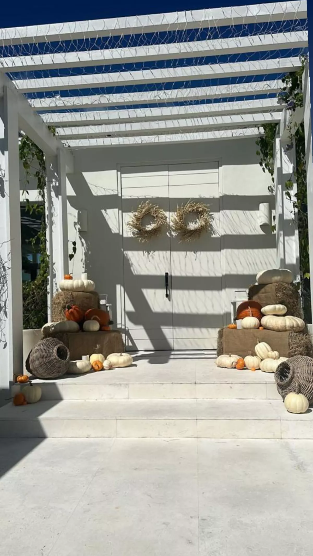shakira-casa-halloween.jpeg