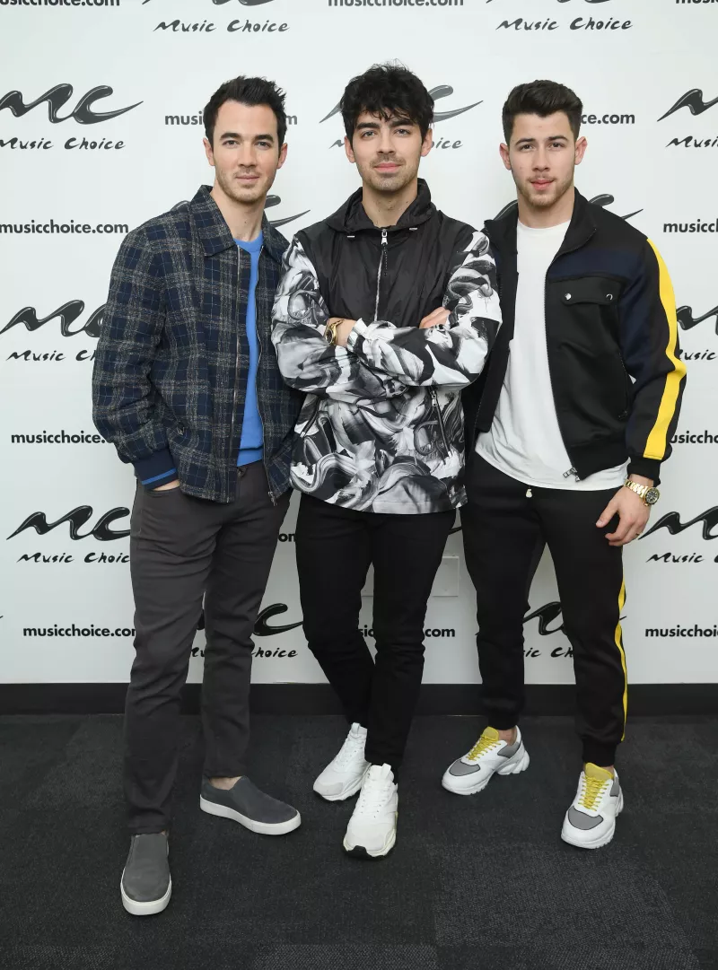 Los amores de los Jonas Brothers