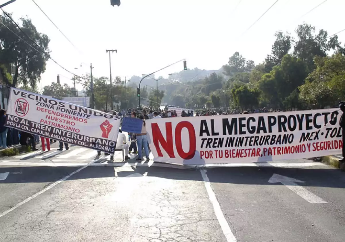 Opositores Tren Interurbano México-Toluca