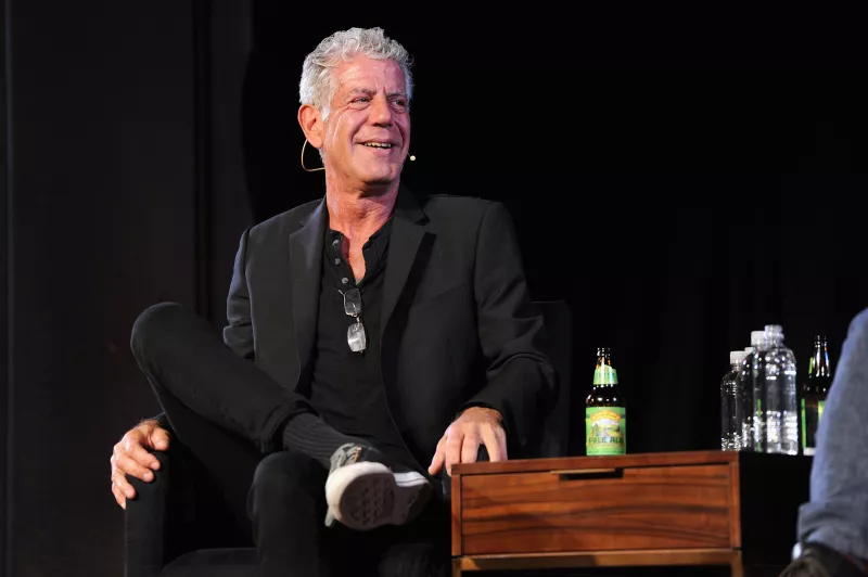 Madre de Anthony Bourdain habla sobre el fallecimiento del chef