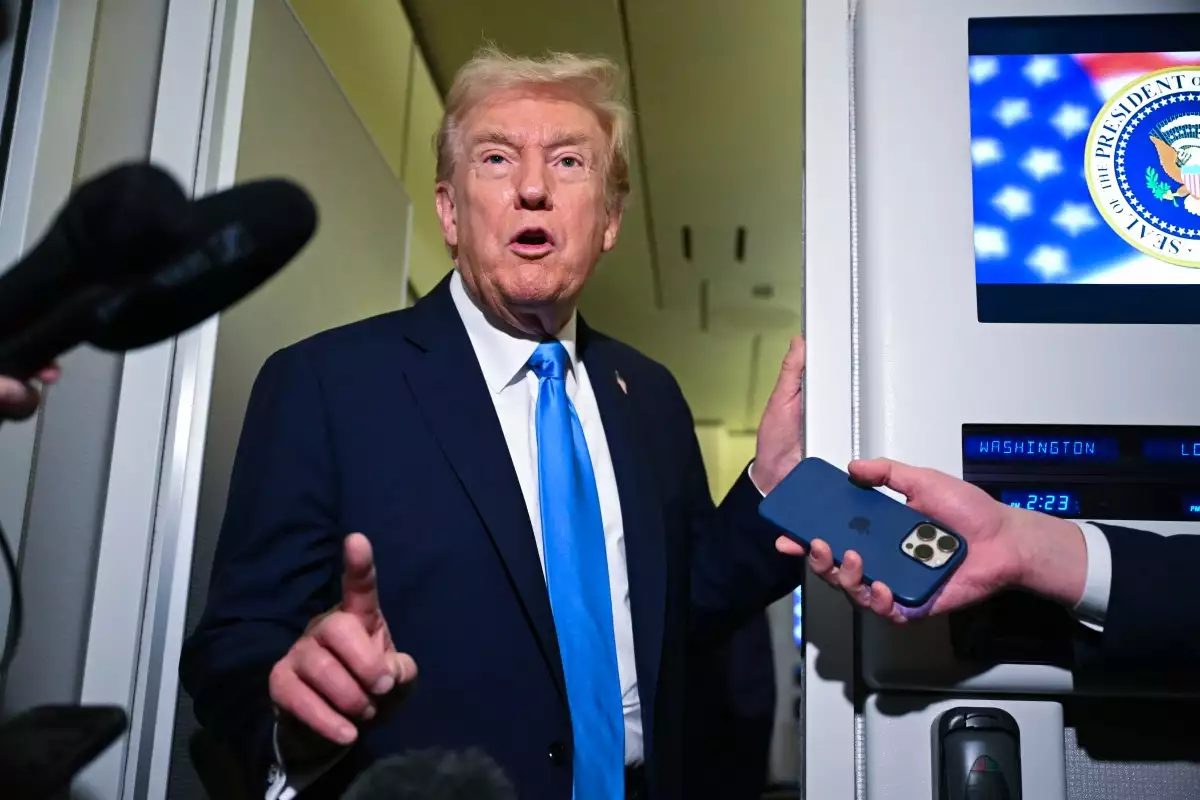 Donald Trump anuncia aumento del 10% de aranceles a Canadá