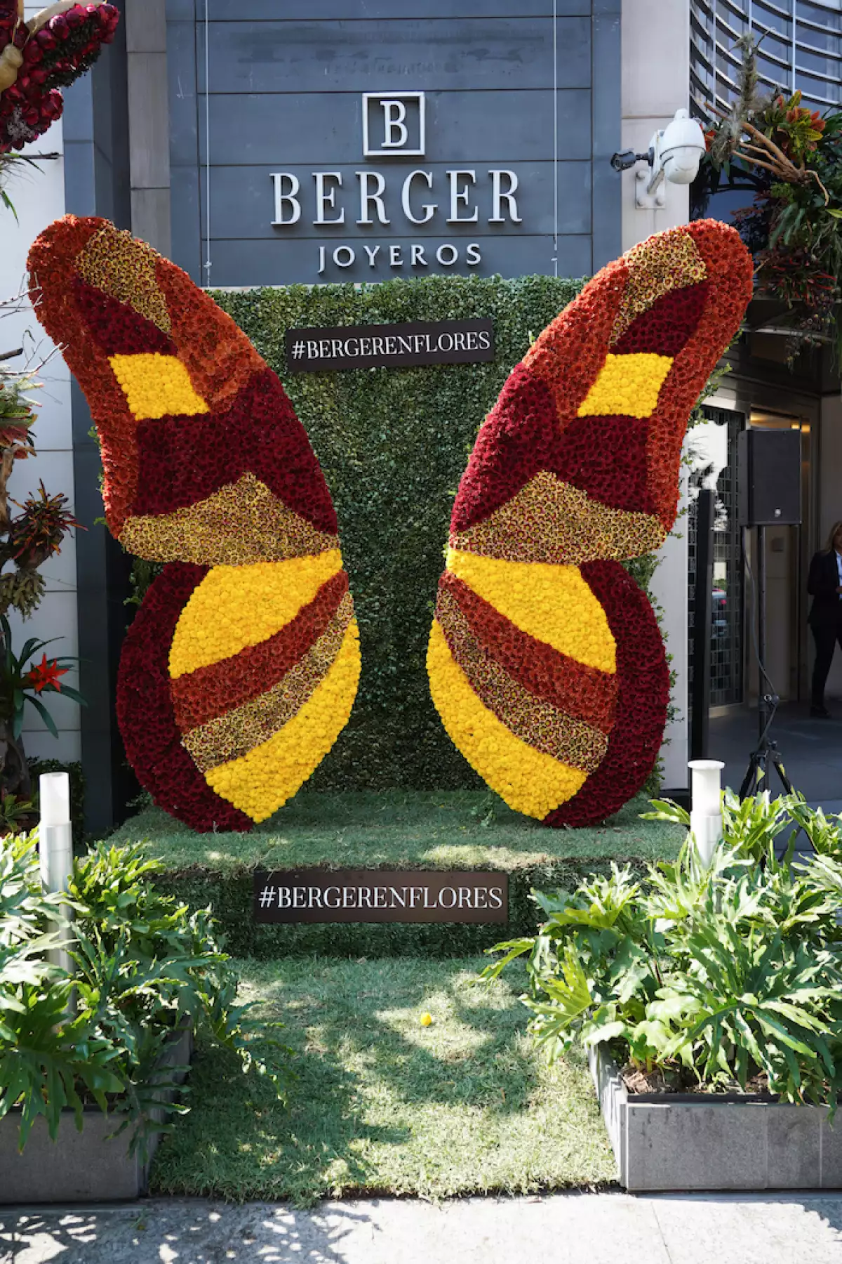 7. Fachada Mariposa.jpg