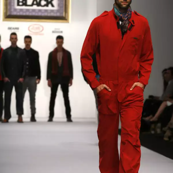 Desfile Black