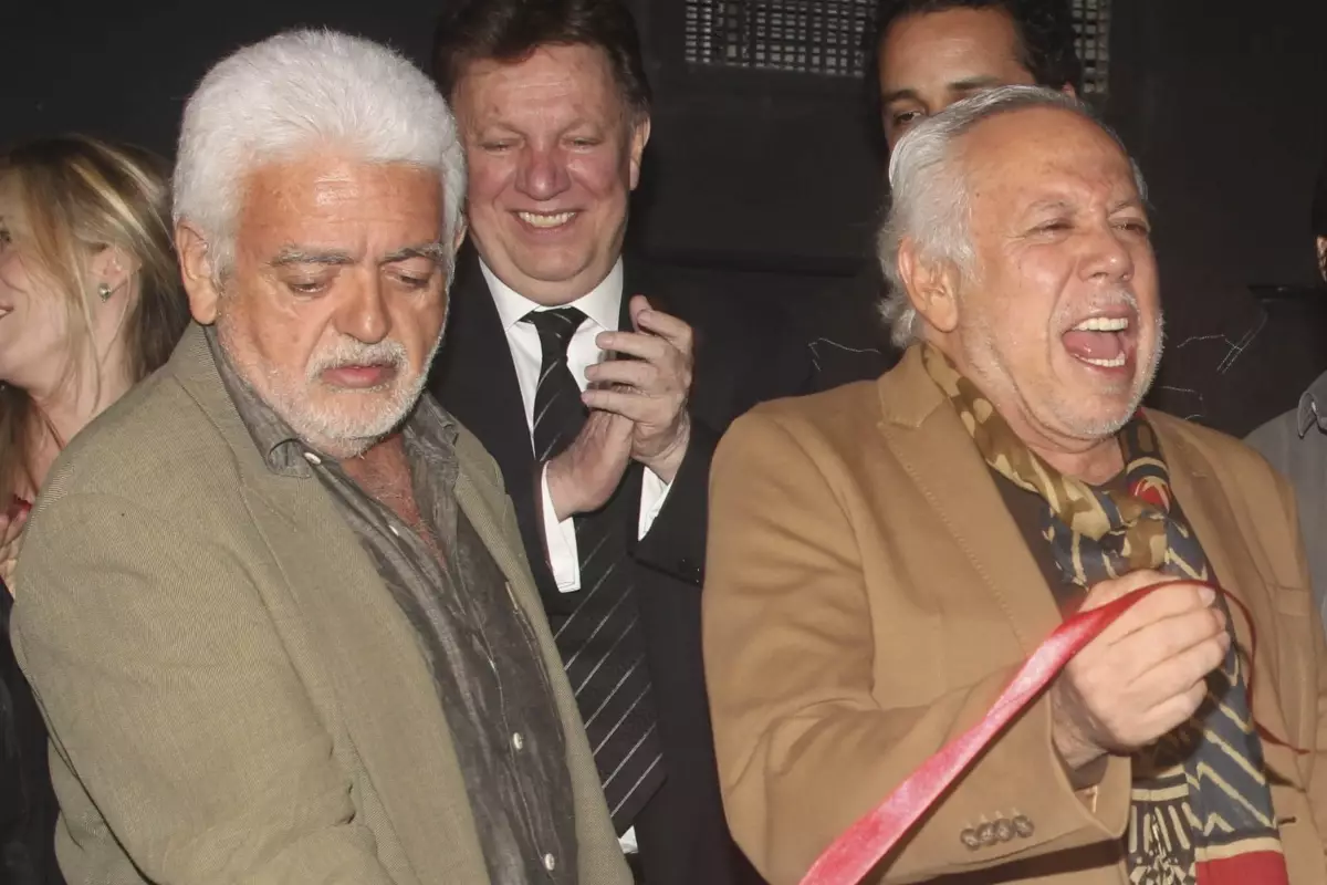 Marco Flavio Cruz y Luis de Llano.