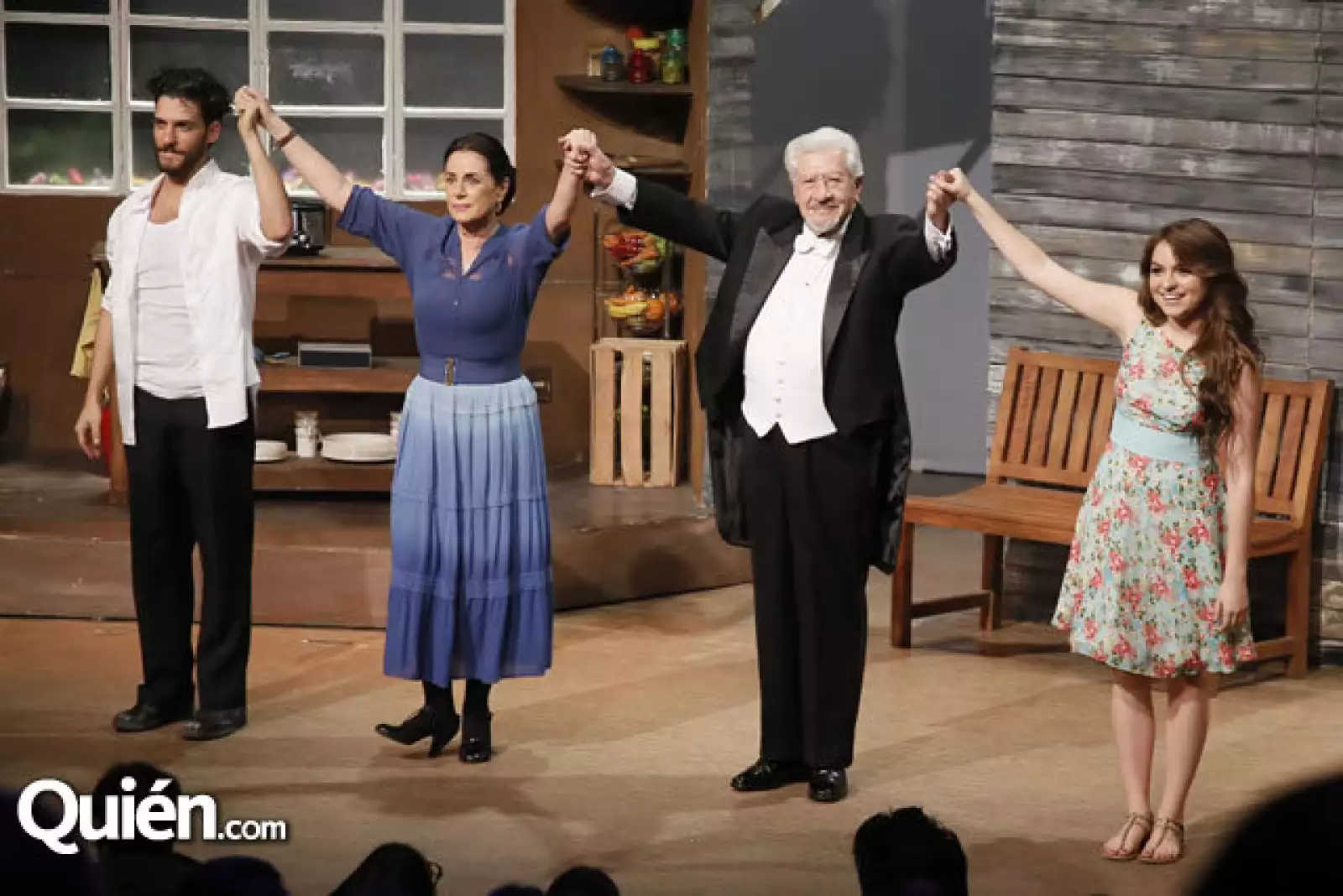 Erick Elías,Helena Rojo,Ignacio López Tarso,Sofía Castro