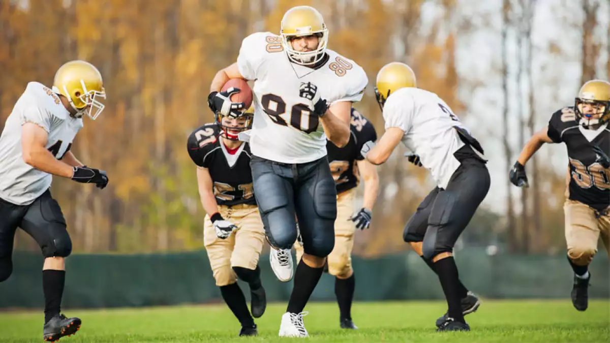 Un quarterback destaca por su agudeza mental.