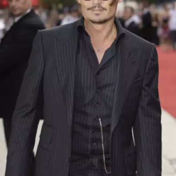 Famoso por sus películas al lado de Tim Burton, Johnny Deep acumuló 27 millones de dólares durante el 2008.