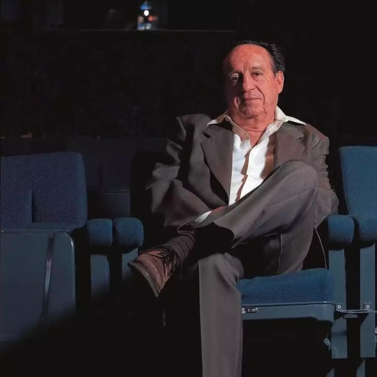 Mi Rober- Siempre celebraré tu vida...Para el mundo, fuiste un gran comediante. Para mí, fuiste, eres y serás por siempre, el hombre que llenó de felicidad mi corazón.¡Te amo!Tu Bonita #labonitavecindadvirt.jpg