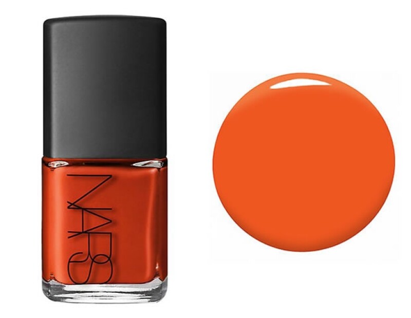 El color naranja es ideal para la temporada y recuerden que durante la primavera 2014 `orange is the new black´.