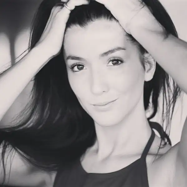 ¿Así o más guapa? Erendira Ibarra nos demuestra que lo mejor que podemos hacer en nuestra vida es tener un estado peace of mind.