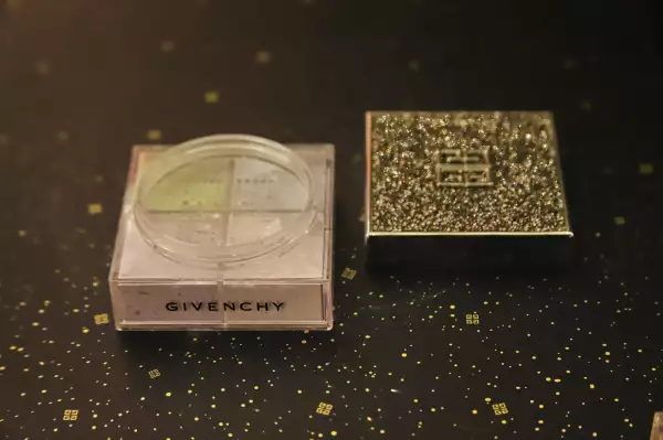  Prisme Libre Holiday Edition