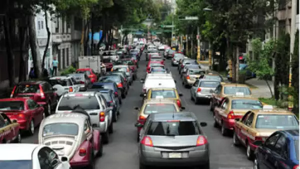 La velocidad promedio en el Distrito Federal es de apenas de 20 km/h. (Foto: Shutterstock )